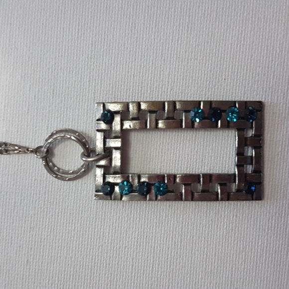 Silver and Blue-Stones Necklace - Picture 2 of 3